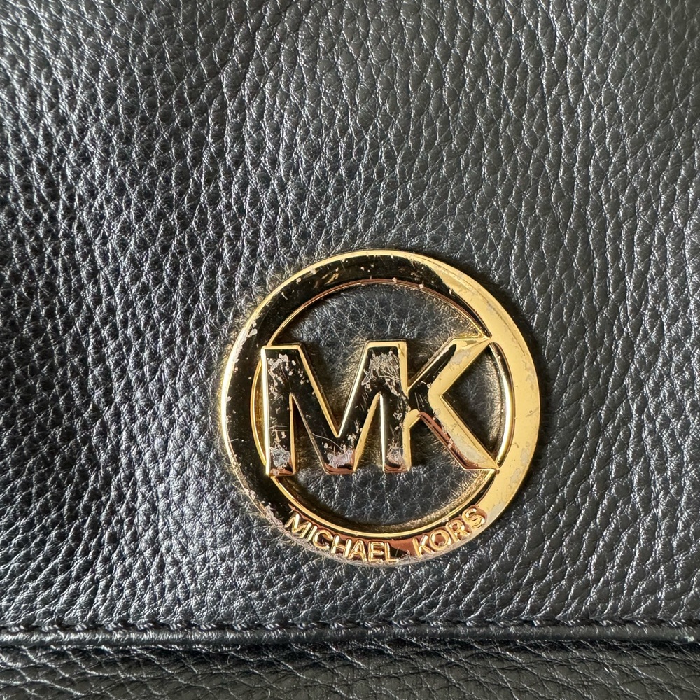 Michael Kors Fulton Flap Shoulder Bag in Black Leather - Picture 5 of 5
